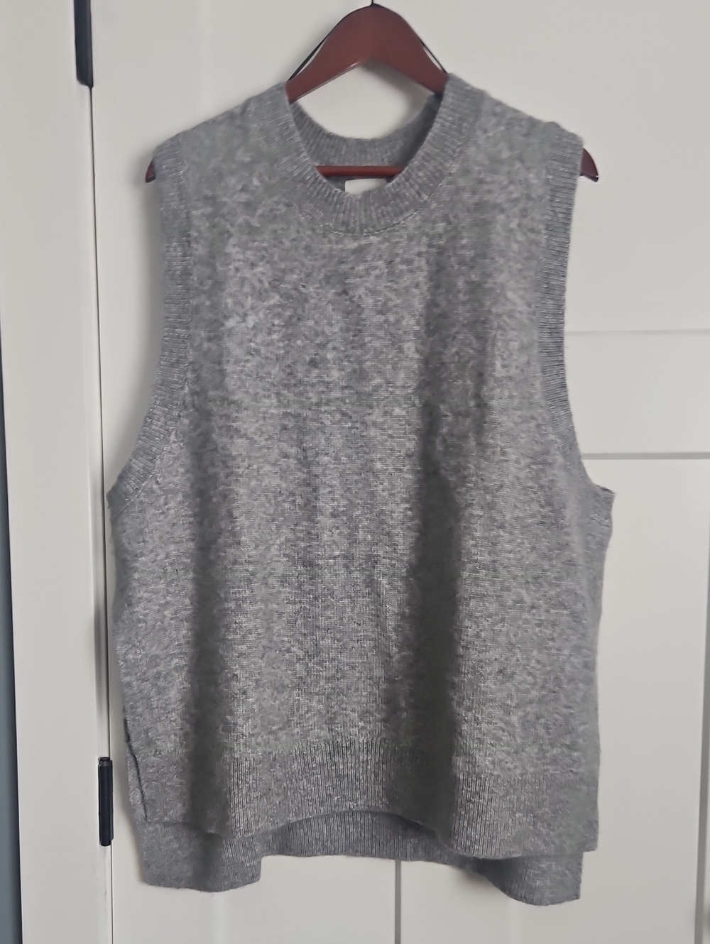 H&M Gray Knit Sweater Vest Tunic Length Women's Large